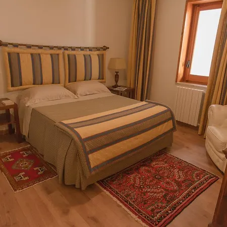 Al Colle Dei Principi Apartment *