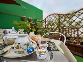 Sky Sleeping Bed & Breakfast 3*