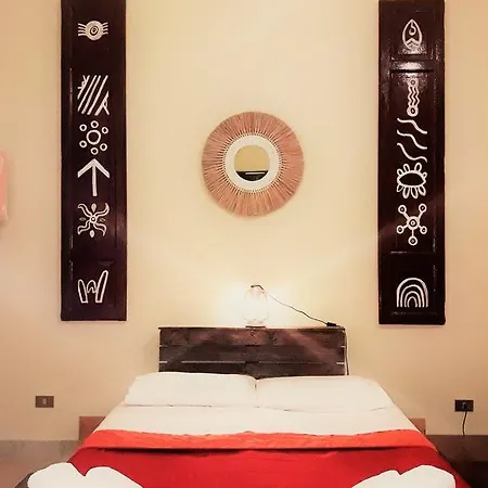 Bed & Breakfast People 2*