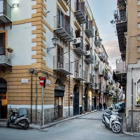 Porta Di Castro Boutique باليرمو