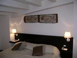 Hotell Ucciardhome