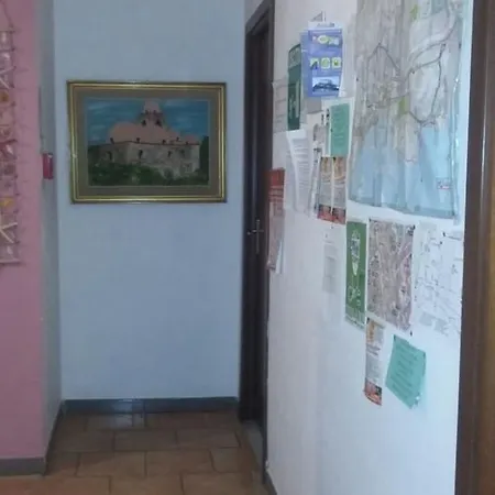 Hotel Regina *