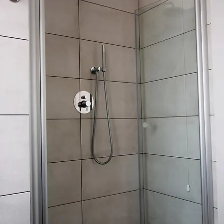 Attico 33 3*
