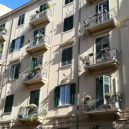 Le Rose Del Viale * Palermo