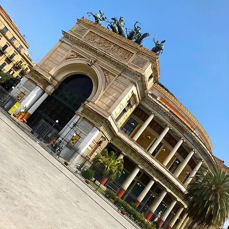 Couette-café Arco Di Trionfo