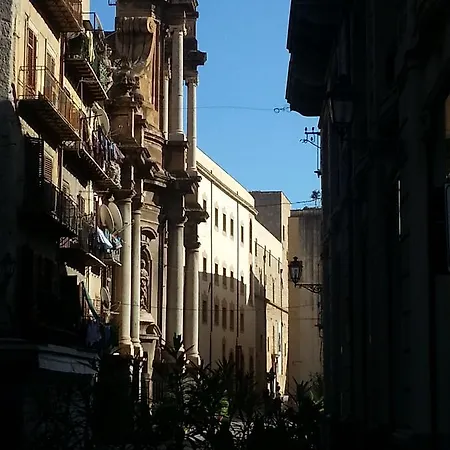 Ai Lattarini House Nocleg ze śniadaniem Palermo