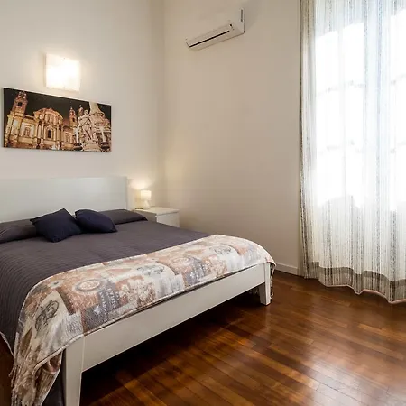 Ai Lattarini House 2*