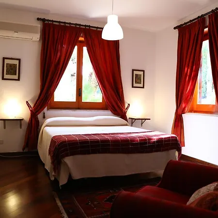 Al Colle Dei Principi Apartment