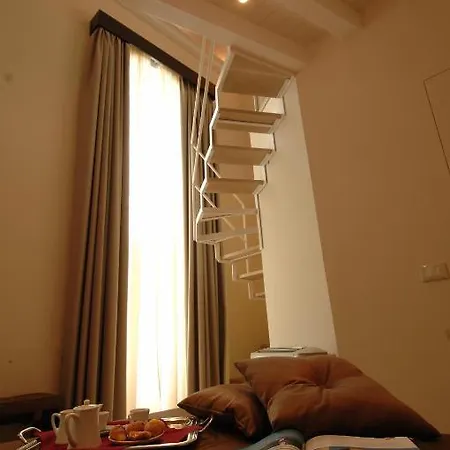 Ucciardhome Hotell