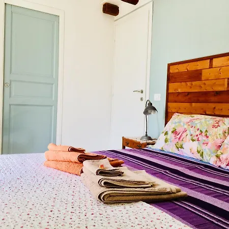 Go Go House Guest house