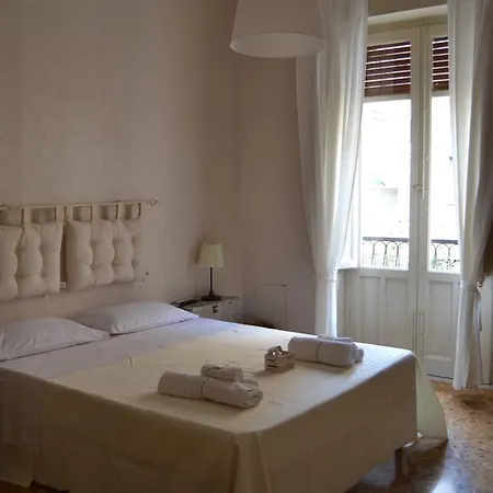 Nocleg ze śniadaniem Casa Jolanda *