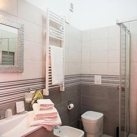 Bed & Breakfast Colors 3*