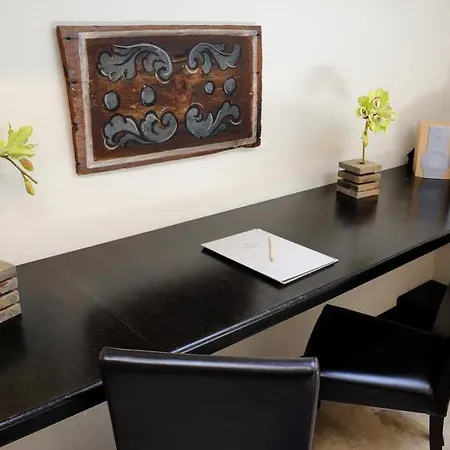 Ucciardhome Hotell