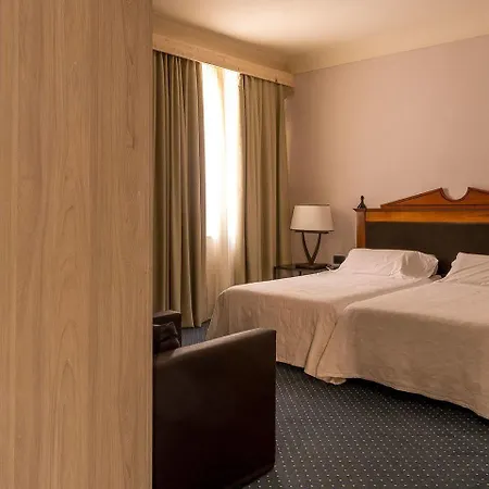 Federico Ii Central Palace 4* 팔레르모