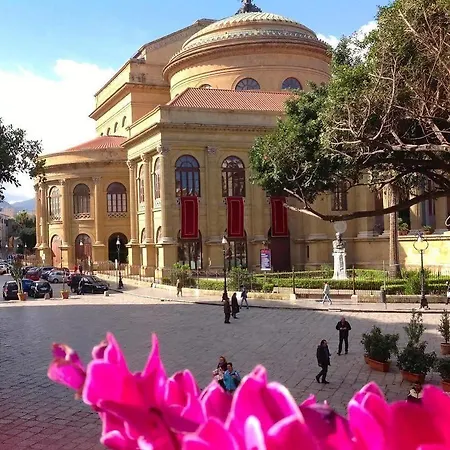 Massimo Plaza