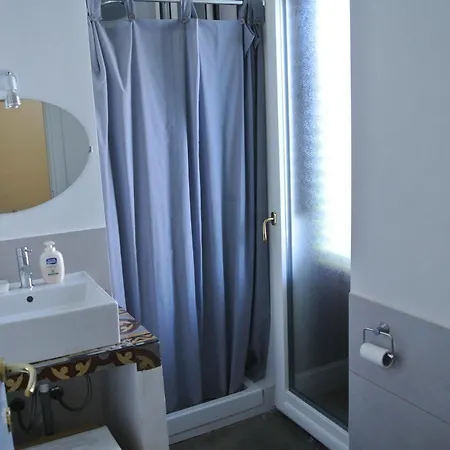 Palermo Rooms Bed & Breakfast