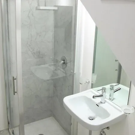 Bed & Breakfast Giulio Cesare 24