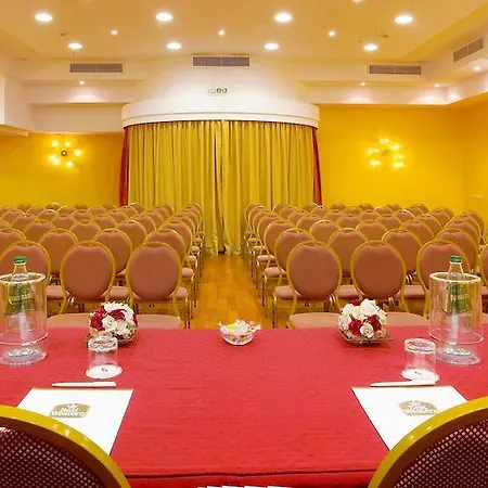 Western Ai Cavalieri فندق 4*