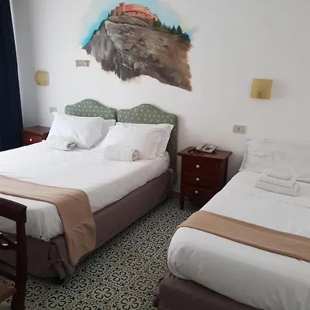 Hotel Elite Centro 3*