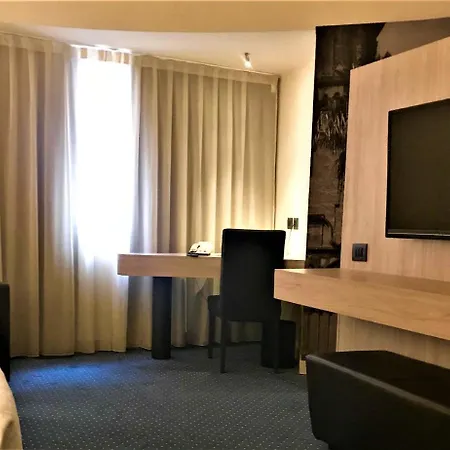 Federico Ii Central Palace 4* 팔레르모