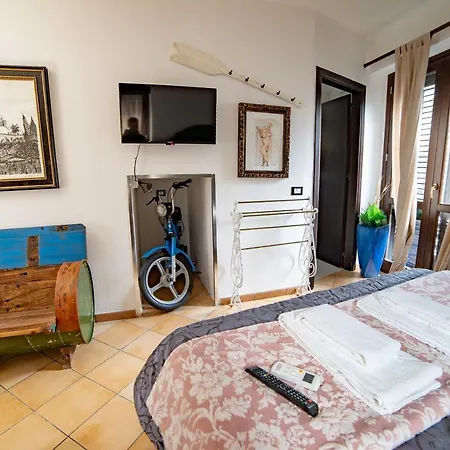 Porta Di Castro Boutique فندق 4*