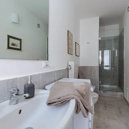 Sant'elia Prestige With Balcony Appartamento *