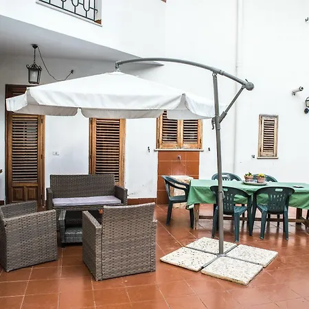 Ancilo' Al Mare Bed & Breakfast Palermo