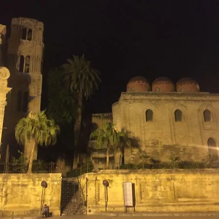 Ai Tre Mercati 2* 팔레르모