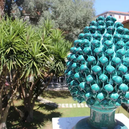 Bed & Breakfast Corte Del Merlo 2*