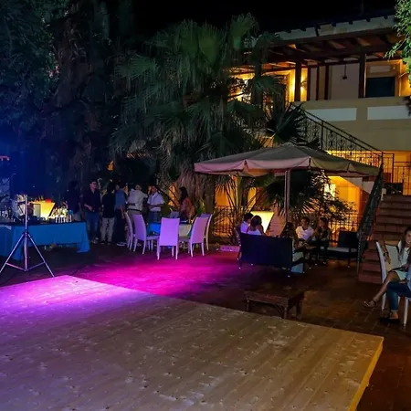 Bed & Breakfast Antonella Mondello *