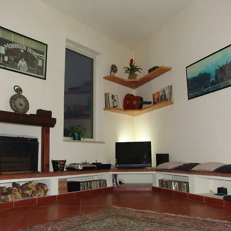 Camera-attico Luminoso Con Terrazza Alloggio in famiglia Palermo
