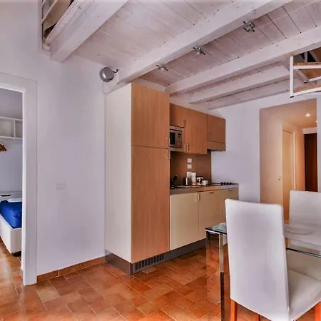 Penthouse Luxury Quattro Canti Апартаменты *