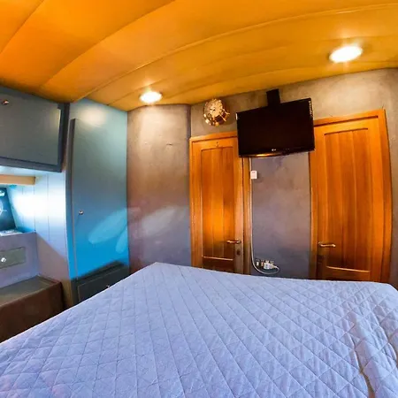 Minicrociereinbarca Bateau-hôtel *