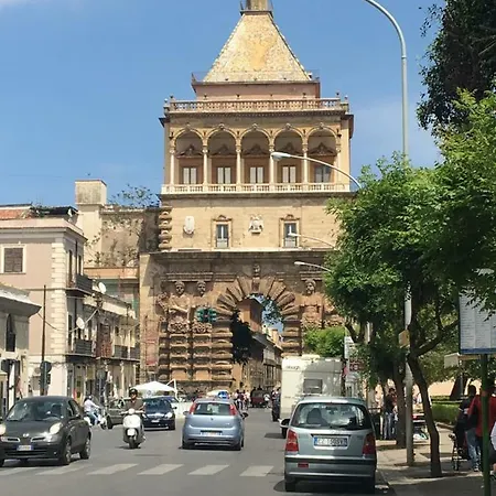 La Casa Di Toti * Palermo