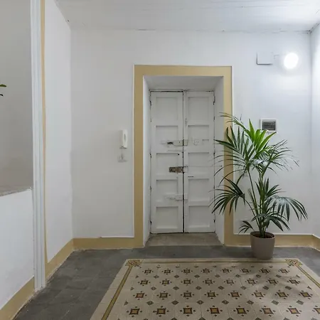 Qasr Beautiful In Apartament *