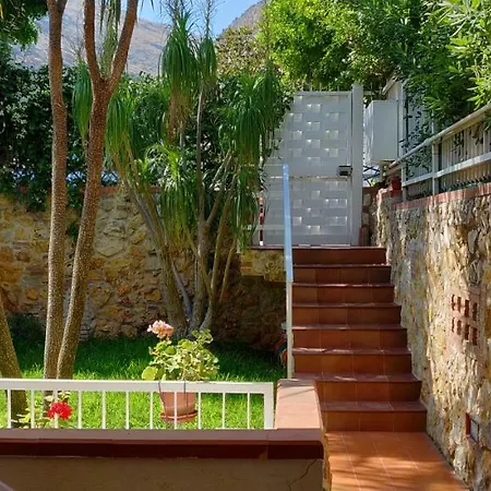 A Due Passi Dal Mare Holiday home *