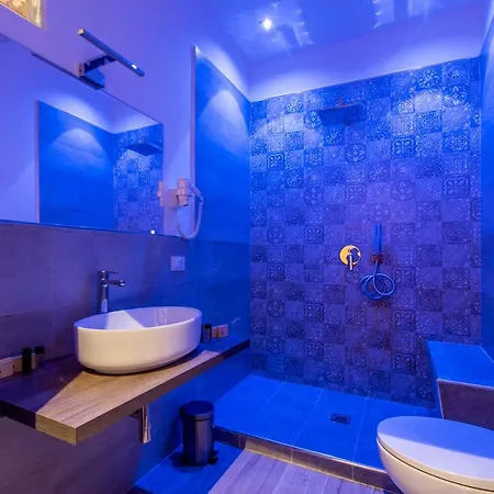 Couette-café Sheralkes 3*