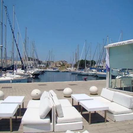 Apartman At Kalsa Quiet Flowered Terrace! Free Parking! Ideal For Remote Working!