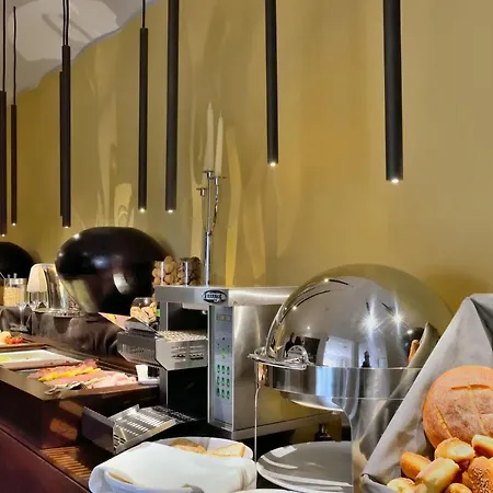 호텔 Federico Ii Central Palace 4*