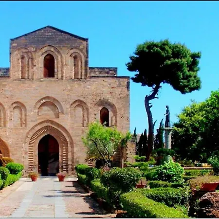 Isidea Olivella Palermo