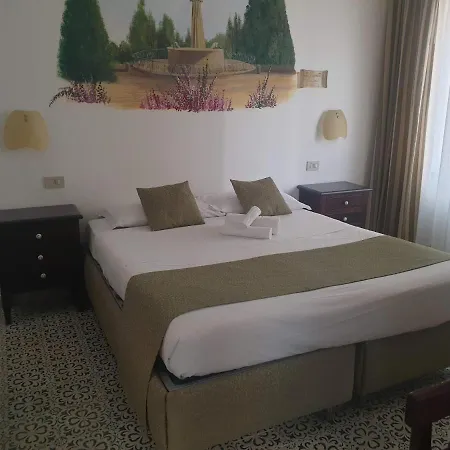 Hotel Elite Centro 3*