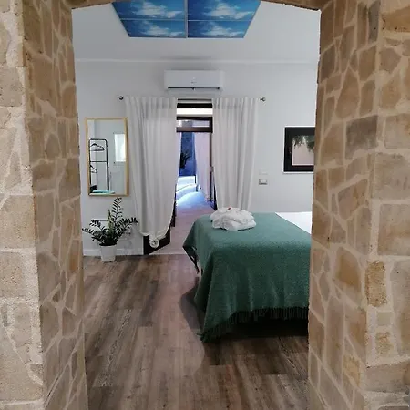 Apartment Mastrangelo & *