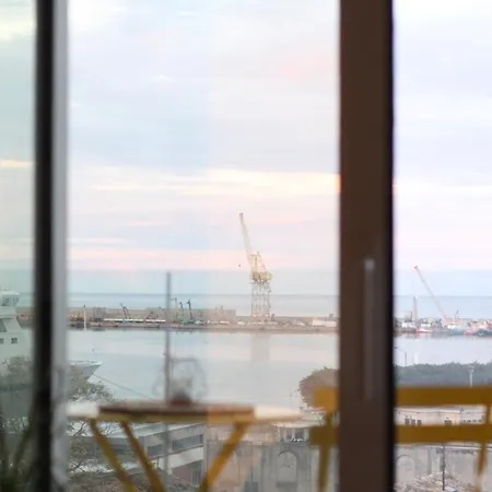 Seaview 公寓