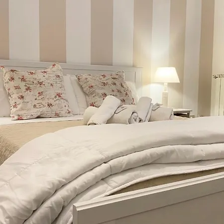 Bed & Breakfast Bb Politeama 30
