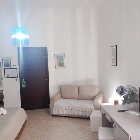 غرف وأجنحة إل كوادريفوجليو 3* باليرمو