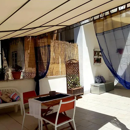 Dietro Il Massimo Guest house