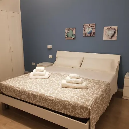 Dietro Il Massimo Guest house *