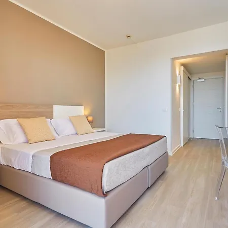 Bel 3 Hotel 3*