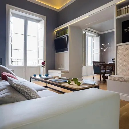 Palazzo Arone Dei Baroni Di Valentino Gæstehus 3*