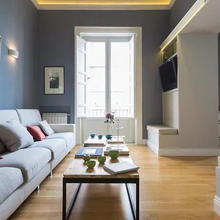 Palazzo Arone Dei Baroni Di Valentino Gæstehus 3*